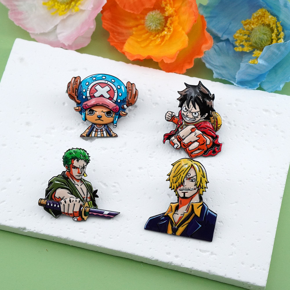 4個セット 漫画ワンピース ルフィ ブローチセット ファッシ - Tuxedo Lapel Pin のレビューと価格